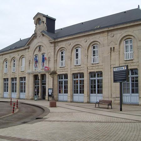 多勒 Le Relais De La Gare酒店 外观 照片