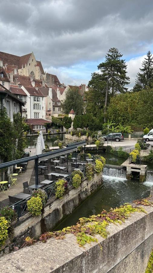 多勒 Le Relais De La Gare酒店 外观 照片